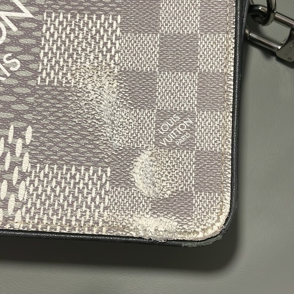 Louis Vuitton Studio Messenger Bag - Picture 5 of 8